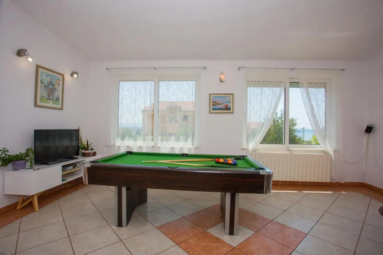Apartman Rita With Pool Villa Kastela