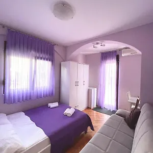  Apartment Studio Near Split Airport